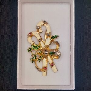 Festive Gold and Cream Candy Cane Brooch